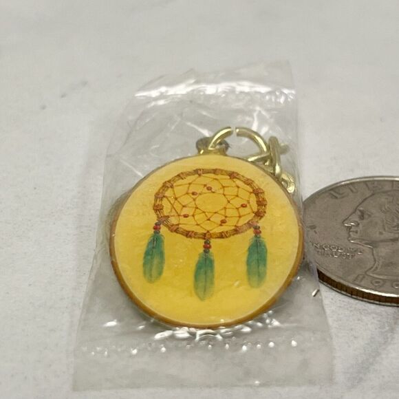 Small Dreamcatcher Feathers Keychain Keyring - Picture 2 of 5